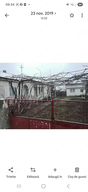 Vând  în satul Strajescu  județul Vrancea 