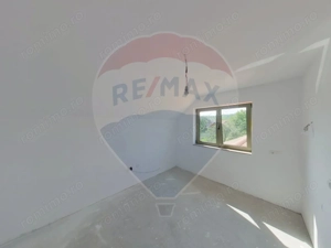Casă / Vilă cu 5 camere de vânzare - imagine 11