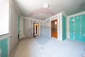 Casa traditionala cu teren 2.259 mp in Dumbravita, Brasov - imagine 8