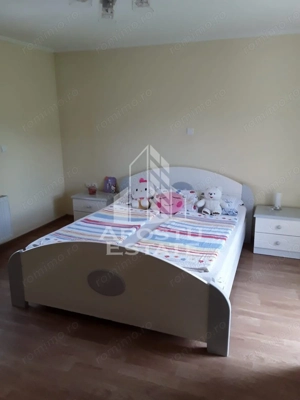 Casa cu teren de 3515mp, in Resita - imagine 3