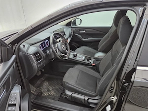 Nissan Qashqai 1,3 MHEV 156 CP 4x4  - imagine 6