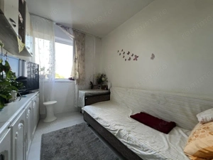 Apartament cu 2 camere, 24mp, etaj 3 - zona Fratelia - imagine 3