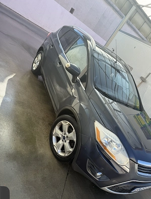 Vând SUV  Ford Kuga Diesel  - imagine 2
