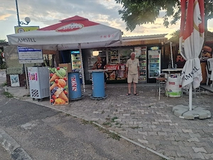 Fast food dotat si echipat gata de treaba.