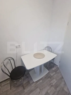 Garsonieră 37 mp + loc de parcare, complet mobilată, zona Sanpetru  - imagine 2