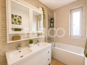 Apartament de vanzare 4 camere balcon boxa lift bloc nou zona Centrala - imagine 17