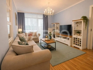 Apartament de vanzare 4 camere balcon boxa lift bloc nou zona Centrala - imagine 18