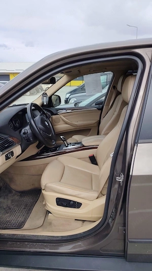 Vand BMW X5 xDrive 40d - imagine 9