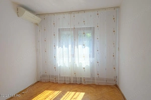 Soarelui - Scoala 30 - 3 Camere, Decomandat, 2 Bai, Etaj 2, Centrala - imagine 9