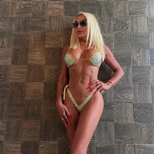 Transexuala milf exclus cupluri!!!