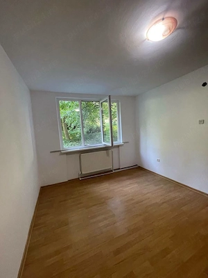 De vanzare apartament cu 2 camere decomandat. Pret 42500 euro