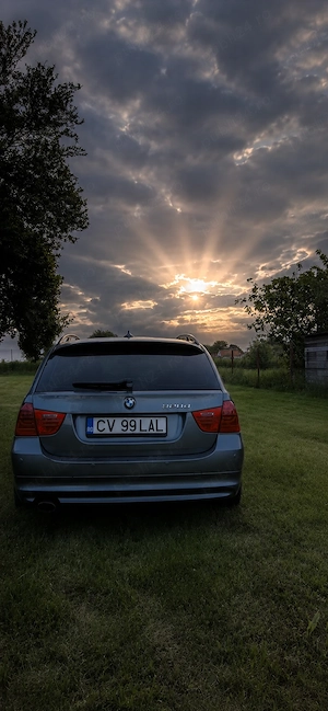 Bmw 320 d 4x4 x drive 2.0 .200 cai  euro 5  - imagine 3