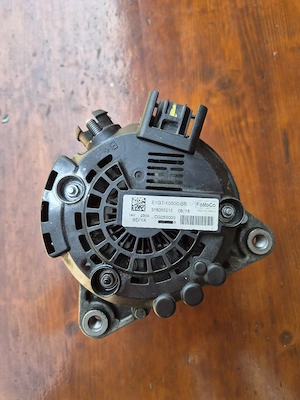 Alternator ptr. Ford Edge