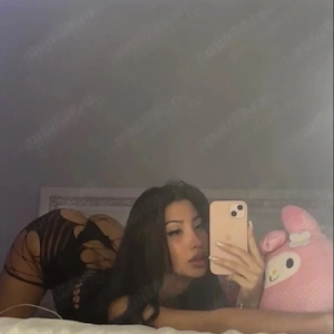 Bruneta naturala 30ani!servicii si masaj