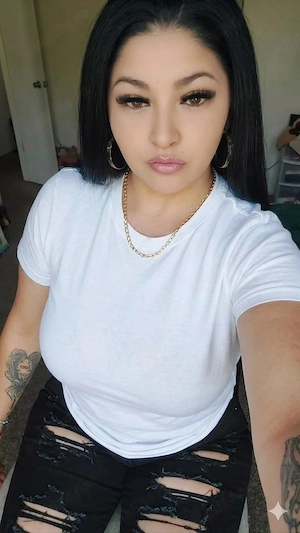  buna sunt bianca am 27 de ani 