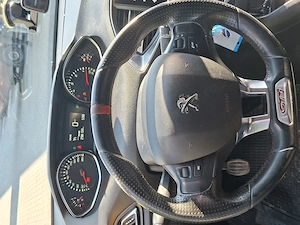 Vind Peugeot 308 blue hdi 1,6