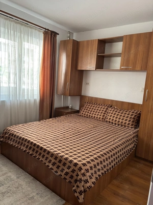 Apartament 2 camere zona Poarta 6