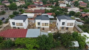 Casa Individuala - 5 camere 3 bai - Teren 300 MP