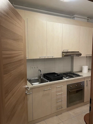 Apartament 1 camera decomandat etaj2 Sagului langa Piata Doina bloc nou amenajat integral centrala