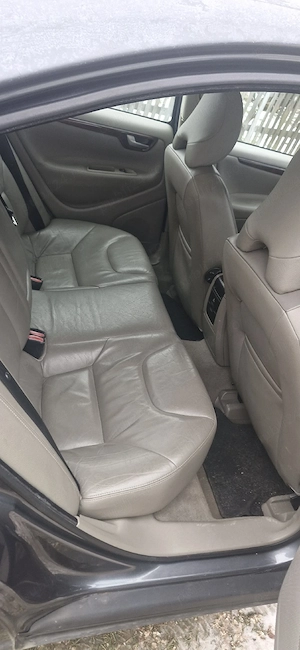 Vând volvo s60 2.4  - imagine 2