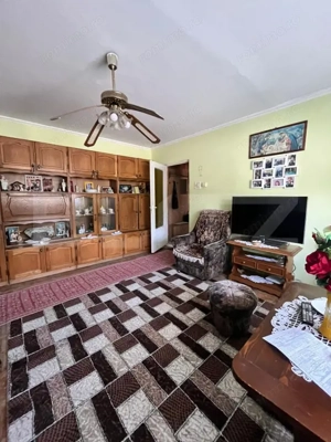 Apartament 3 camere, 64 mp, zona Decebal - imagine 2