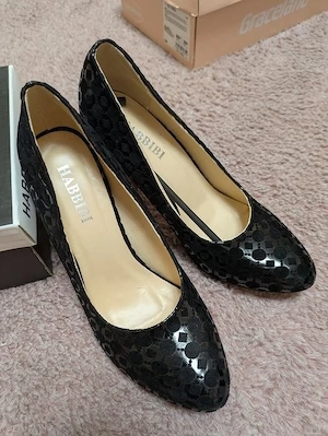 pantofi negri eleganti cu toc