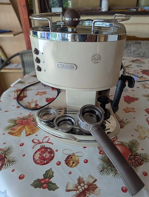 Expresor manual DeLonghi
