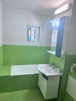 Apartament 2 camere de anchiriat decomandate Dezrobirii renovat et 1 centrala utilat - imagine 4
