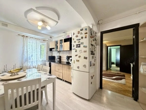Apartament elegant 3 camere, 64 mp utili, etaj 2 - Zona Lipovei - imagine 8