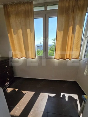 Apartament cu 3 camere, 70 mp, zona Reghin - imagine 11
