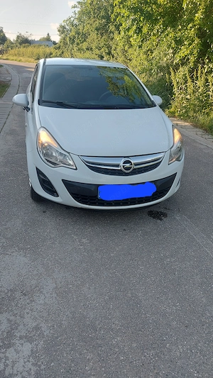 Corsa D 1.2 benzină an 2011 euro 5
