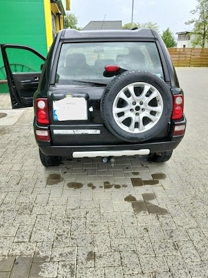 Masina Land Rover - imagine 2