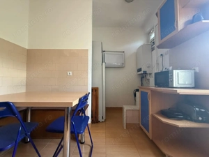 Apartament 3 camere, str. Bucuresti, suprafata generoasa - imagine 12
