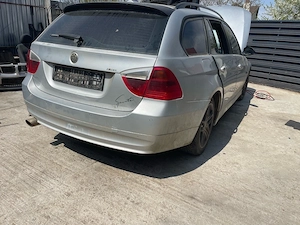 dezmembrez bmw e91 - imagine 2