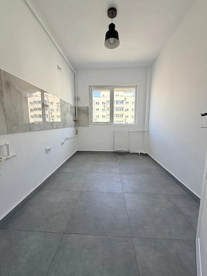 Apartament 2 camere Sos. Colentina - etaj 7 10 - 56 mp bloc 1977 - imagine 3