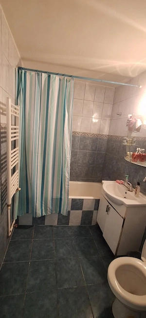 Vand apartament 2 camere  - imagine 5