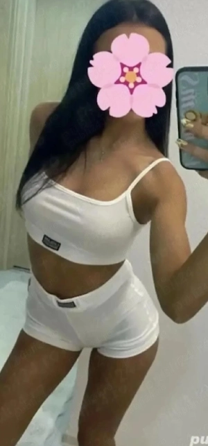 buna ma numesc vanesa azi am ajuns doar pentru 2 zile