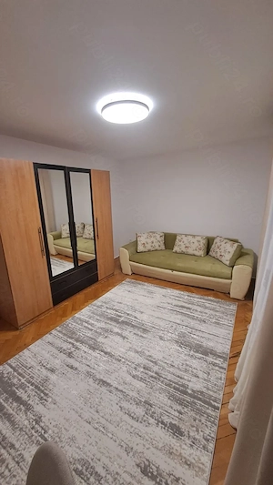 Inchiriez apartament 1 camera decomandat, 32 mp + balcon, Complexul Studentesc