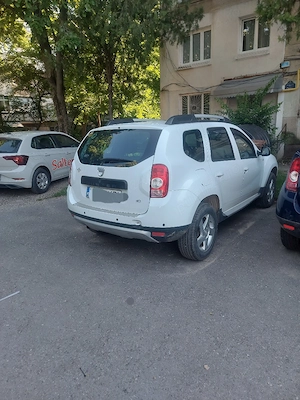 Vând Dacia Duster  - imagine 3