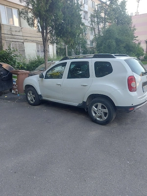 Vând Dacia Duster  - imagine 4