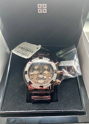 Ceas Givenchy , nou în cutie 