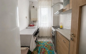 Apartament 2 camere etaj 1 - imagine 2