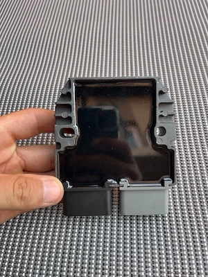 Releu de Încărcare / Regulator Tensiune MOSFET Heavy-Duty (Mufă Gri 3 Pini + Mufă Neagră 2 Pini) - imagine 4