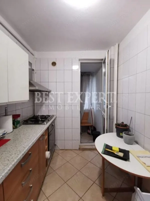  2 Camere Renovat | 5 Min. Metrou Piața Muncii | Mutare Imediată - imagine 2