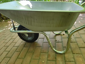 Roaba roata plina cuva zincata 90 l