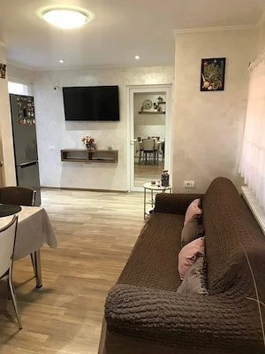 Închiriez apartament în Eforie Nord  - imagine 2