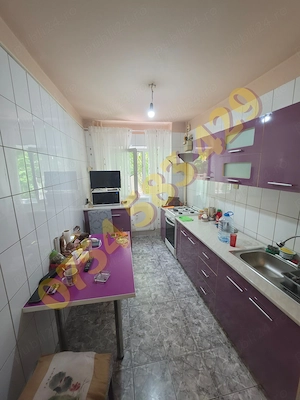 Apartament decomandat, 2 camere, metrou Lujerului