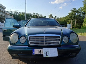 Vand Mercedes E 220