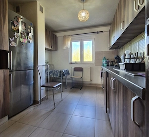 Vand apartament 3 Camere , zona Vlaicu , 87mp - imagine 5