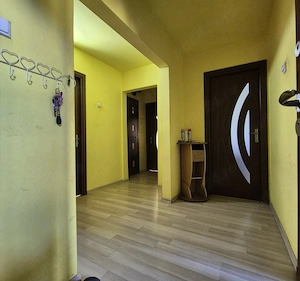 Vand apartament 3 Camere , zona Vlaicu , 87mp - imagine 4